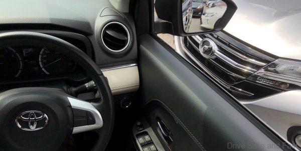 Toyota Rush 2019 vs Perodua Aruz 2019