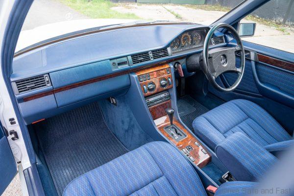 Mercedes-Benz Harman Becker audio unit
