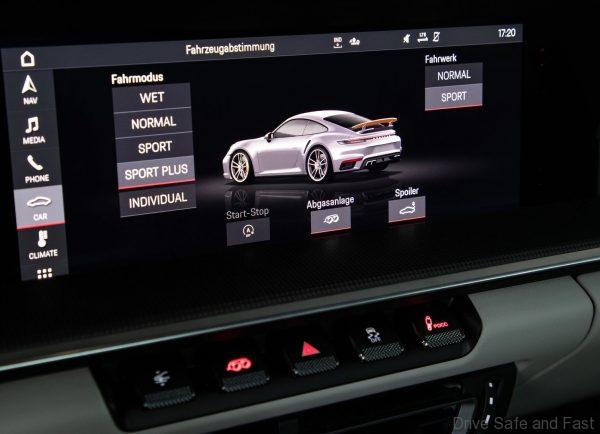 2020 Porsche 911 Turbo S dashboard