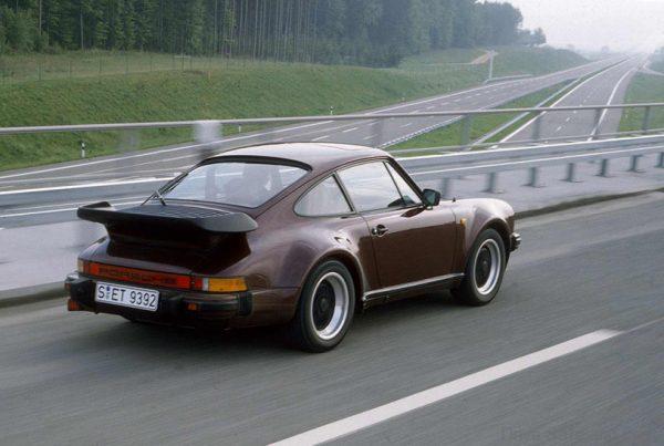 Porsche 930 Turbo