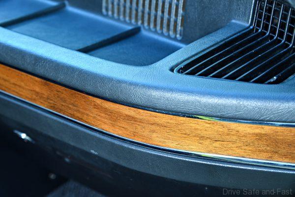 BMW E12 528 dashboard