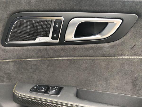 Mercedes-Benz AMG GT R