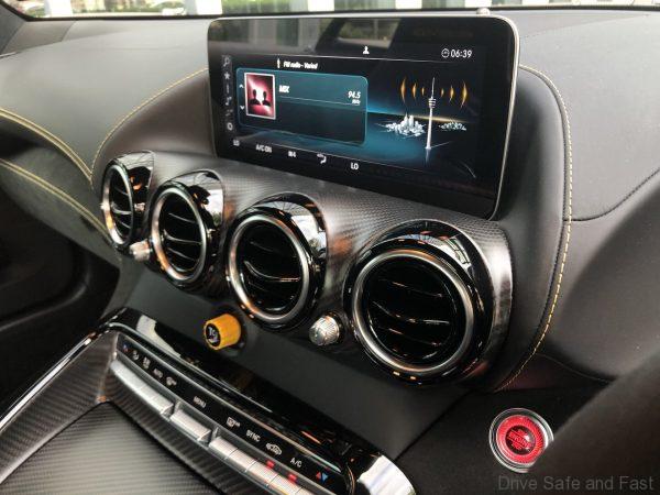 Mercedes-Benz AMG GT R