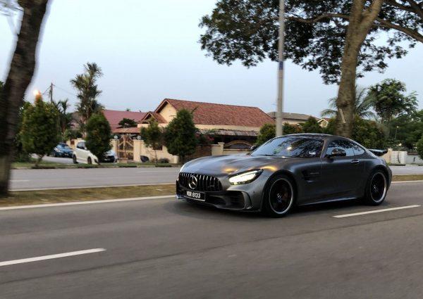 Mercedes-Benz AMG GT R