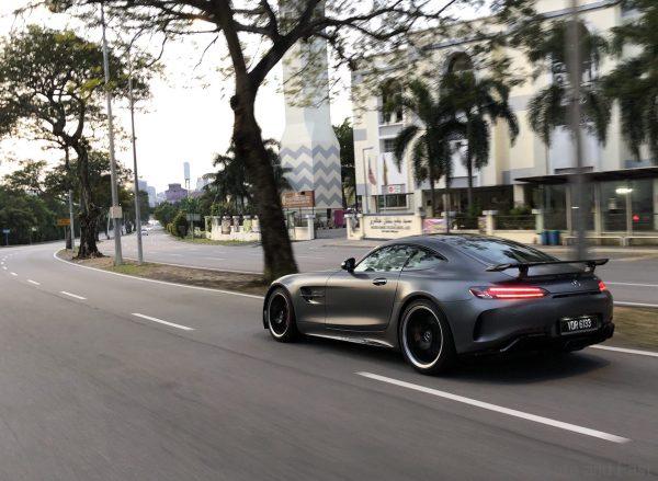 Mercedes-Benz AMG GT R