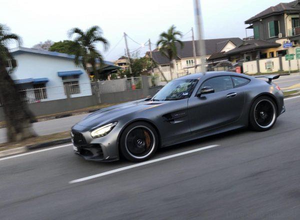 Mercedes-Benz AMG GT R