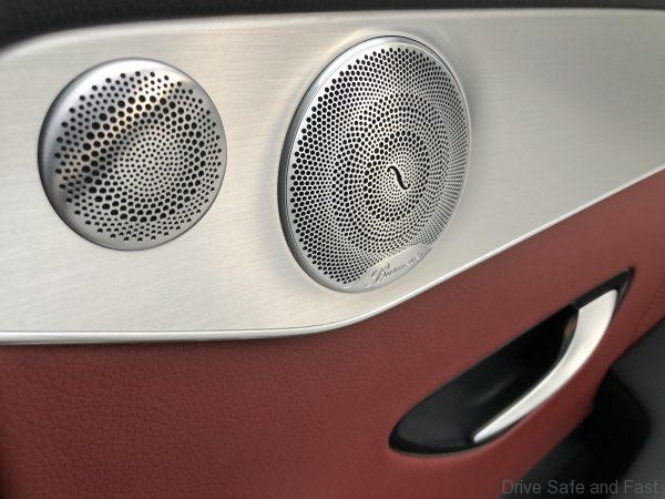 Mercedes-Benz GLC 300 4-Matic audio system