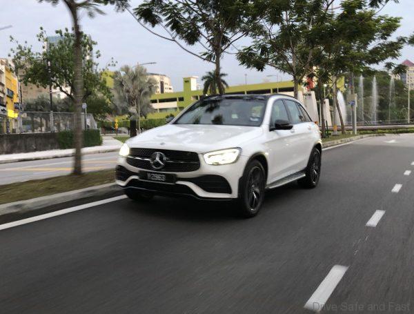 Mercedes-Benz GLC 300 4-Matic front