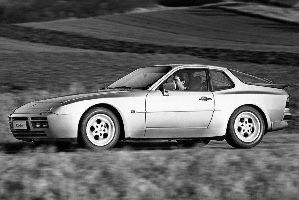 Porsche 944 front view