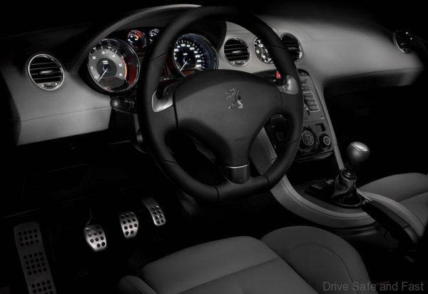 Peugeot RCZ cabin