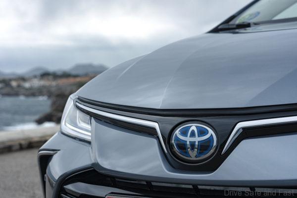 2020 Toyota Corolla Hybrid 