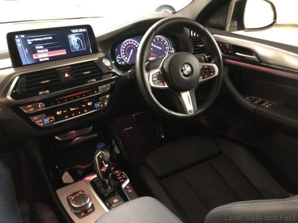 BMW X4 xDrive30i M Sport cabin