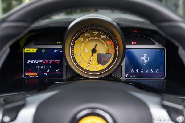 Ferrari 812 GTS meter