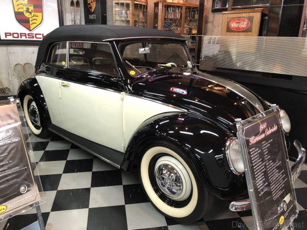 Flat-4 Tokyo Private Air-Cool Museum VW Cabriolet Beetle