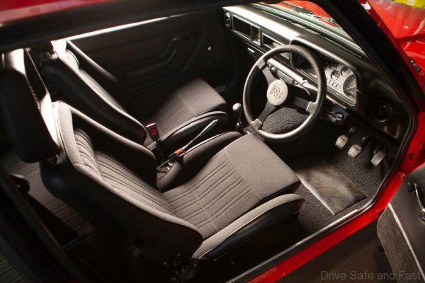 Ford Escort RS Mk1 cabin
