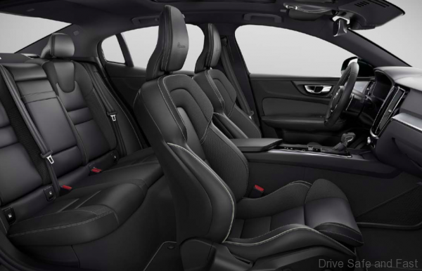 Volvo S60 T8 cabin