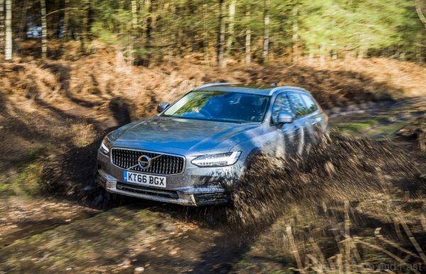 Volvo V80 off road