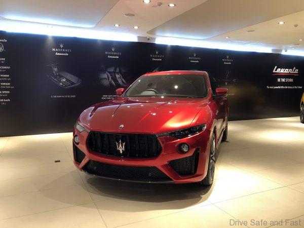 2020 Maserati Levante Trofeo V8_launch red