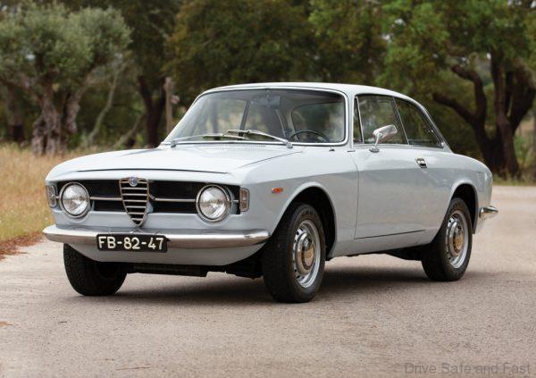 1963 Alfa GT 1300 Junior front view