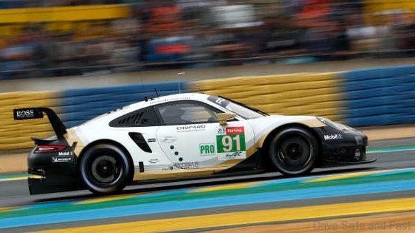 Porsche 911 RSR