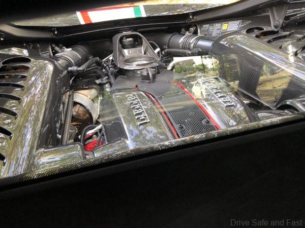 Ferrari 488 Pista Piloti Test Drive_engine cover