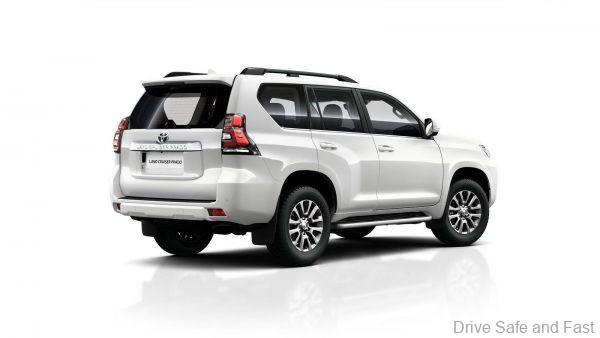 Toyota Land Cruiser Prado 2021 studio