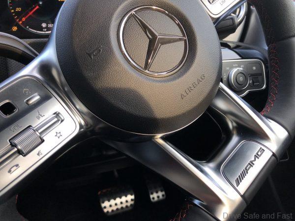 Mercedes-Benz A35 4Matic Saloon_AMG Steering
