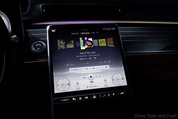 2021 Mercedes Benz S-Class MBUX Front Driver Screen