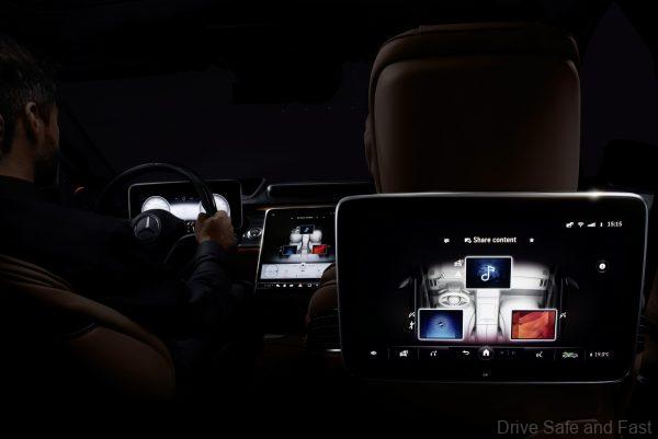 2021 Mercedes Benz S-Class MBUX Screen