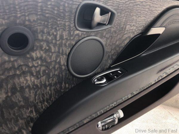 Aston Martin DB11_V8_doorpanel design
