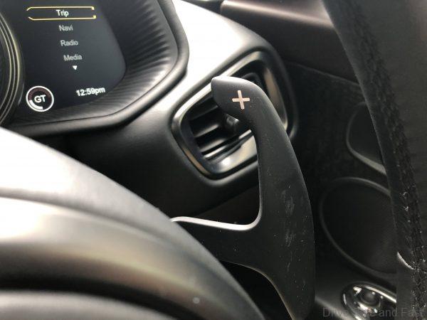 Aston Martin DB11_V8_paddleshifter