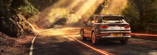 Bentley Bentayga Akrapovič