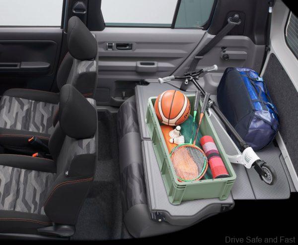Daihatsu Taft Crossover extended luggage space