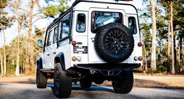 Land Rover Defender 110 BigFoot