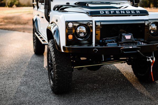 Land Rover Defender_Warn winch