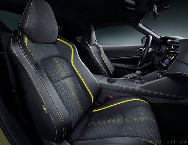 Nissan Z Proto Concept_front seats