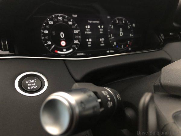 Range Rover Evoque P250 R-Dynamic_ignition switch