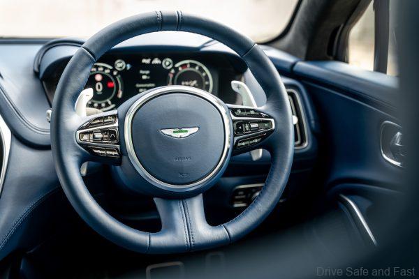 ASTON MARTIN DBX dashboard