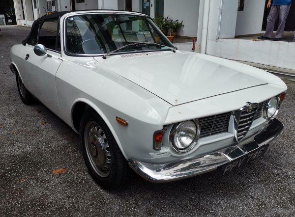 Alfa Romeo GTC_front grille