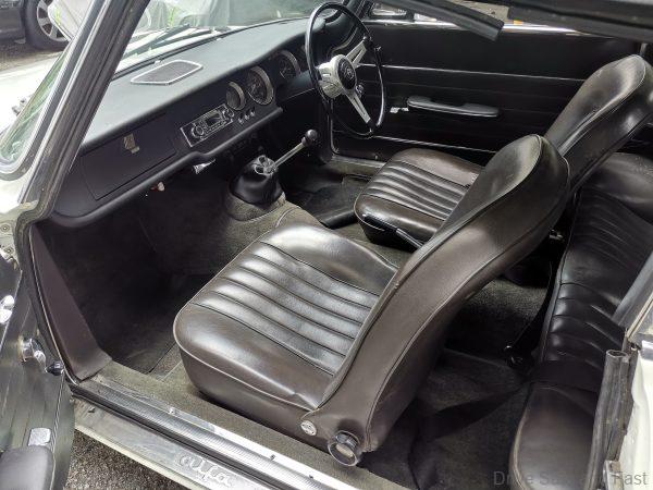 Alfa Romeo GTC_front seats