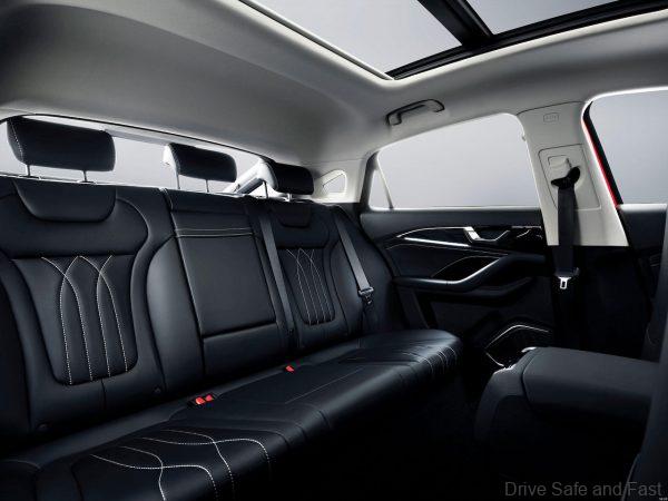 Bestune B70_rear seats