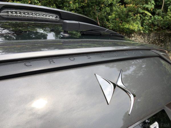 DS 7 Crossback SUV DS name