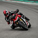 MY20_DUCATI_STREETFIGHTER V4 S_AMBIENCE_06_UC101670_High