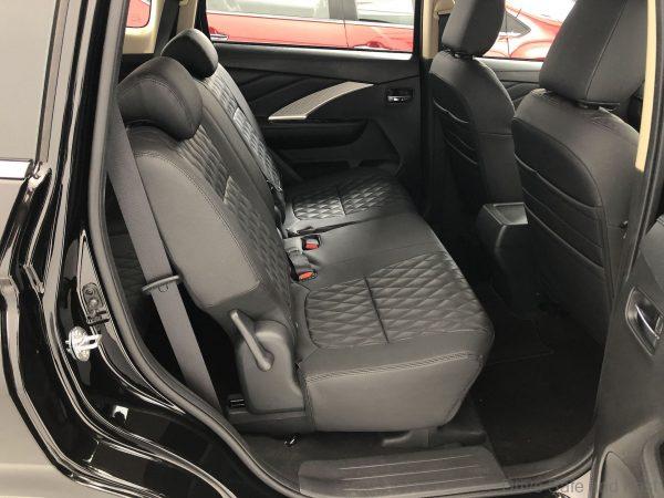 Mitsubishi XPANDER middle row seats