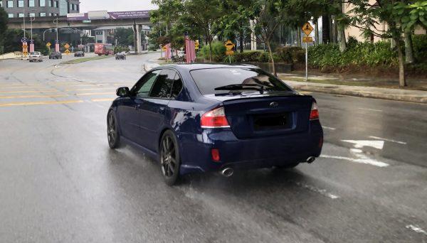 Subaru Legacy GT B4 AWD rear