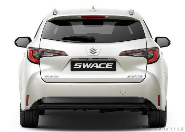 Suzuki Swace Wagon rear hatch