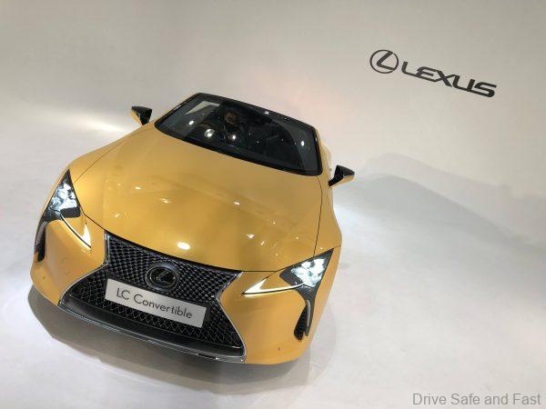 Lexus LC 500 Convertible top view