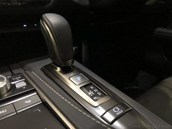 Lexus LC 500 Convertible gear shift
