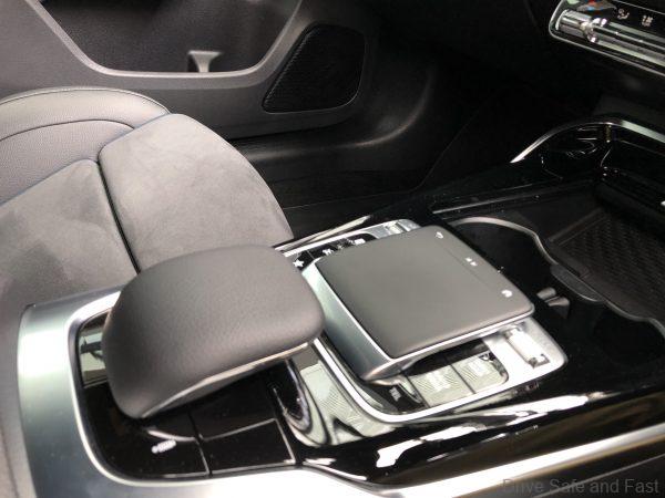 Mercedes-AMG A35 4Matic command control