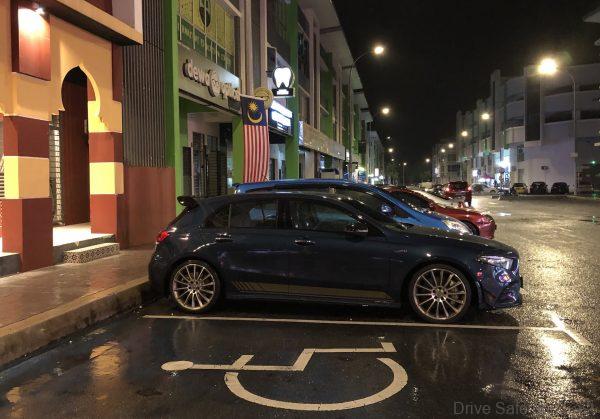 Mercedes-AMG A35 4Matic side view